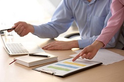 家具竹地板怎樣做好日常護(hù)理工作