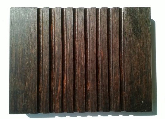 桃花江戶外竹地板正面，大溝槽紋理